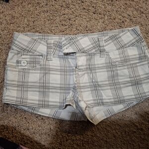 YMI SHORTS (3)